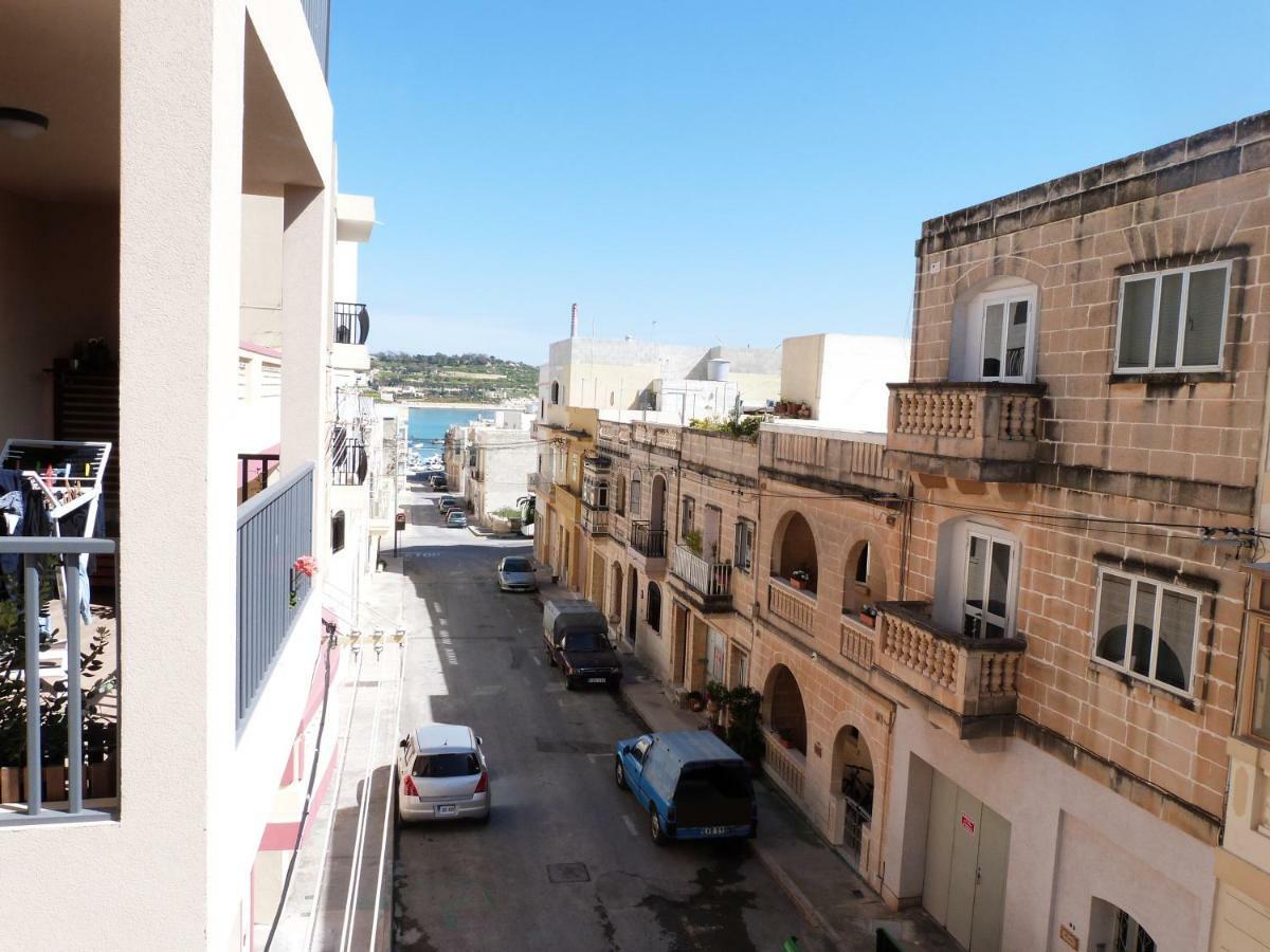 Claire'S Court Apartment Marsaxlokk Exterior photo