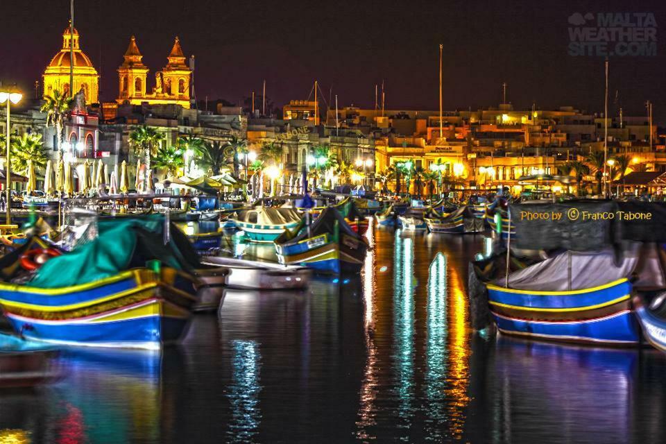 Claire'S Court Apartment Marsaxlokk Exterior photo